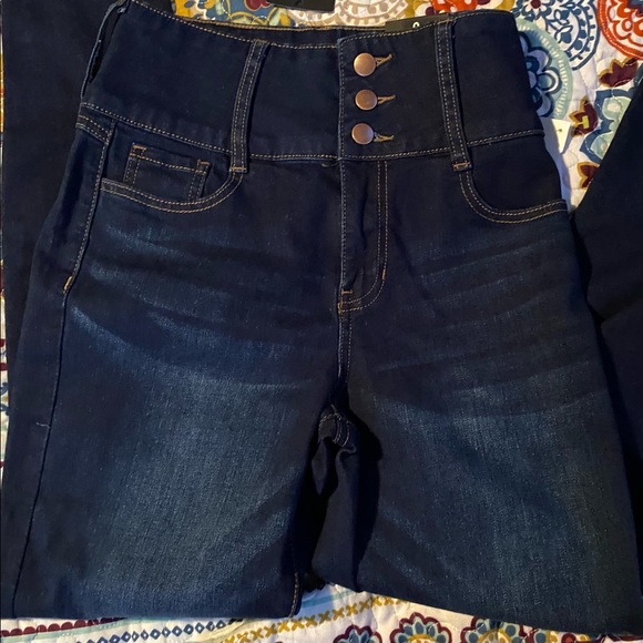 Fashion Nova Not Your Girl Skinny Jeans - Picture 5 of 10